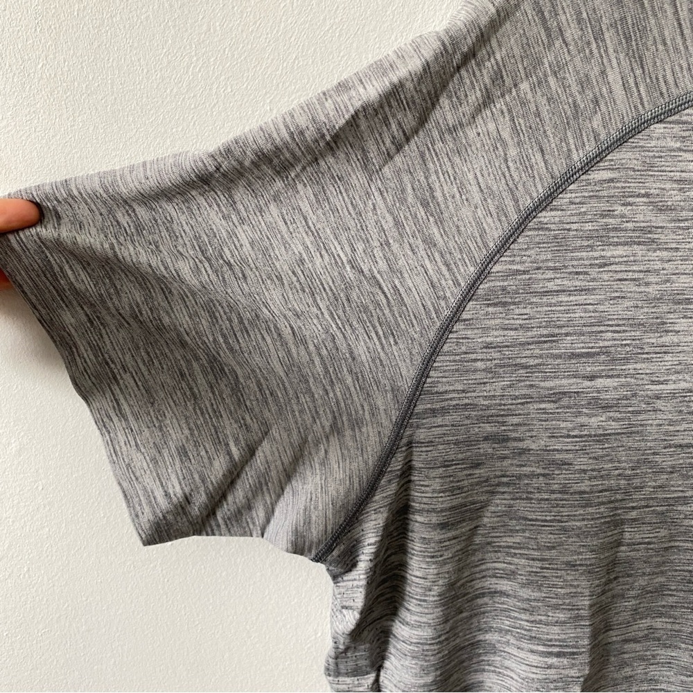 LULULEMON Men's Metal Vent Tech Short Sleeve Henley Slate White XL - Picture 3 of 11